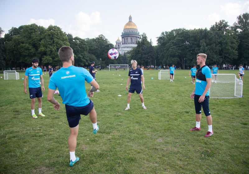 Открытая тренировка «Зенита» в Александровском саду