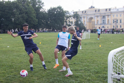 Открытая тренировка «Зенита» в Александровском саду