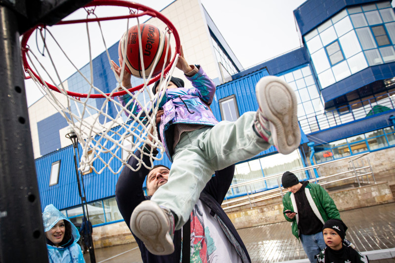 Фан-променад на стадионе «Смена» перед матчем «Зенит»-м — «Торпедо»-м