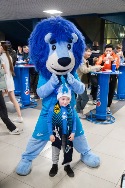 Фан-променад перед матчем «Зенит» — «Крылья Советов»