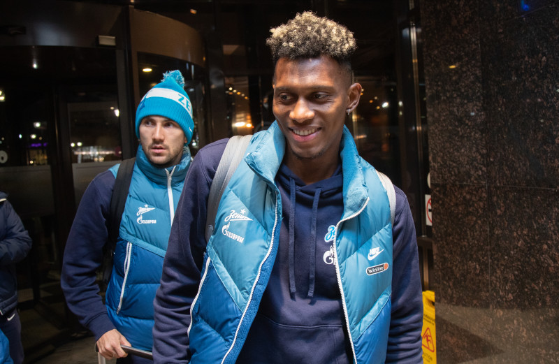 Команда «Зенит» прибыла в Воронеж на матч с «Факелом»