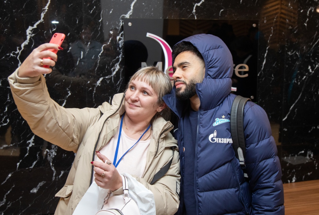 Команда «Зенит» прибыла в Воронеж на матч с «Факелом»