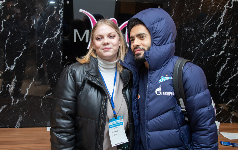 Команда «Зенит» прибыла в Воронеж на матч с «Факелом»