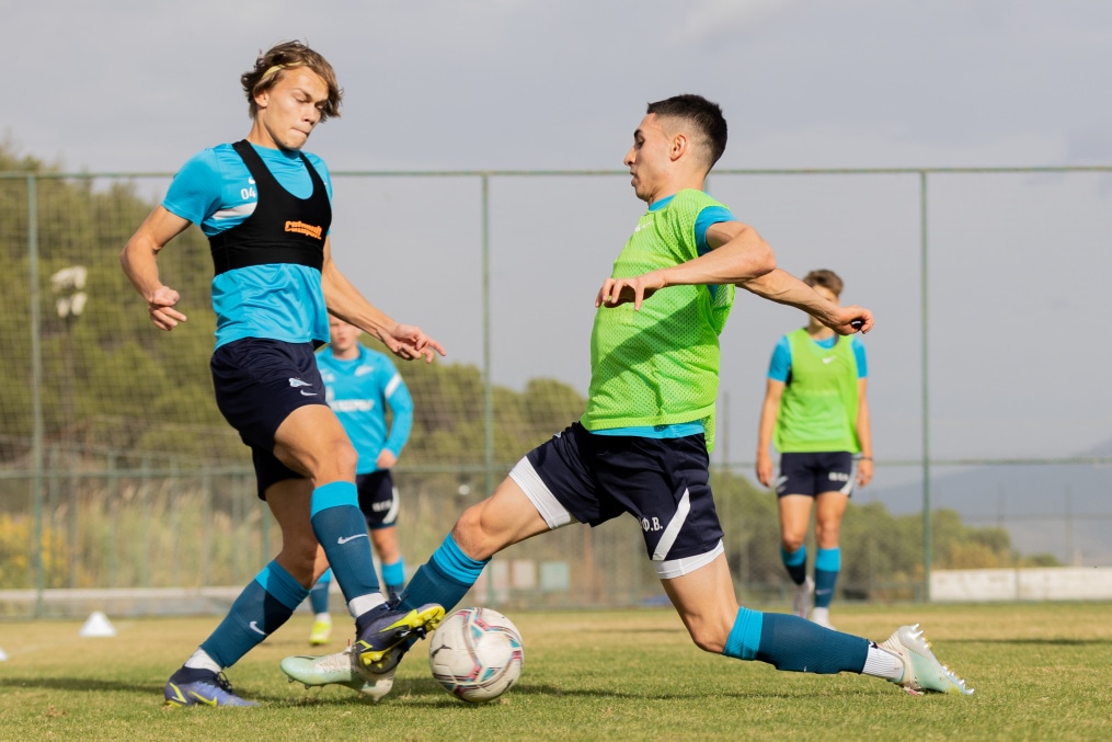 «Газпром» — тренировочные сборы «Зенита»-м в Турции: 21 ноября, утренняя тренировка