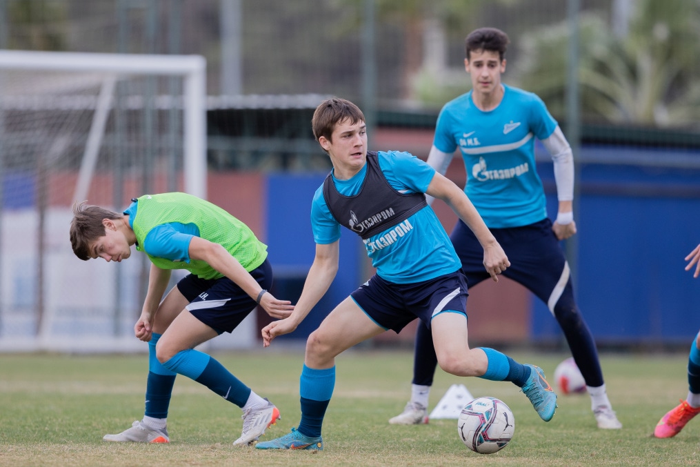 «Газпром» — тренировочные сборы «Зенита»-м в Турции: 21 ноября, утренняя тренировка