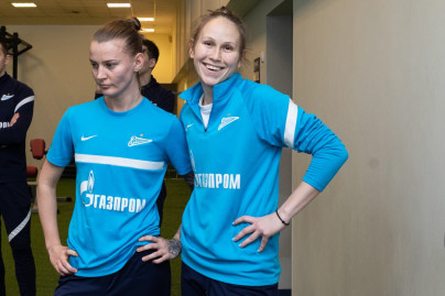 Тренировка женской команды в «Газпром»-Академии»