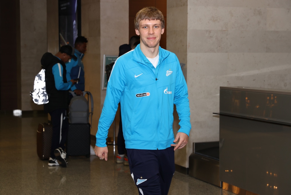Команда «Зенит» отправилась на первые зимние сборы в Катар