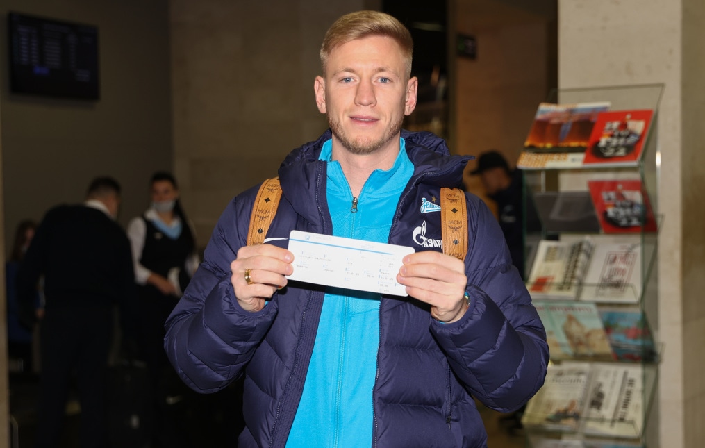 Команда «Зенит» отправилась на первые зимние сборы в Катар