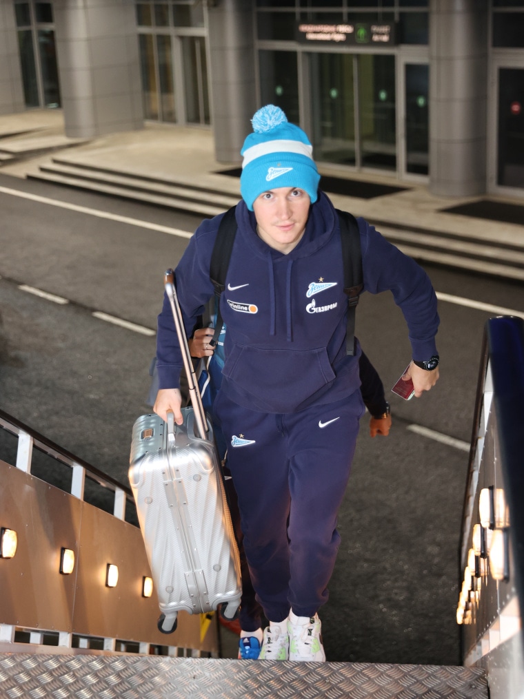 Команда «Зенит» отправилась на первые зимние сборы в Катар