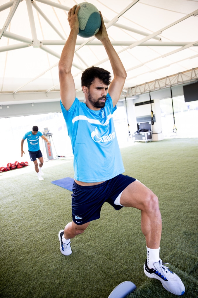 «Газпром»-тренировочные сборы в Катаре: 16 января, утренняя тренировка