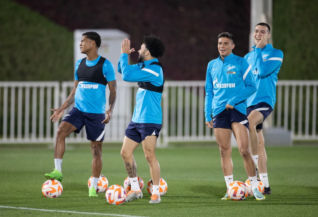 «Газпром»-тренировочные сборы в Катаре: 18 января, вечерняя тренировка