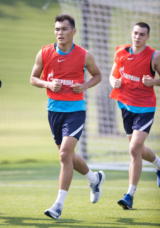 «Газпром»-тренировочные сборы в Катаре: 18 января, утренняя тренировка