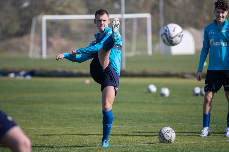 Учебно-тренировочные сборы команды «Зенит» U-18 в Турции, тренировка 31 января