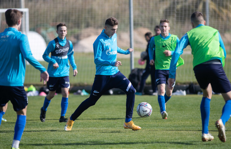 Учебно-тренировочные сборы команды «Зенит» U-18 в Турции, тренировка 31 января