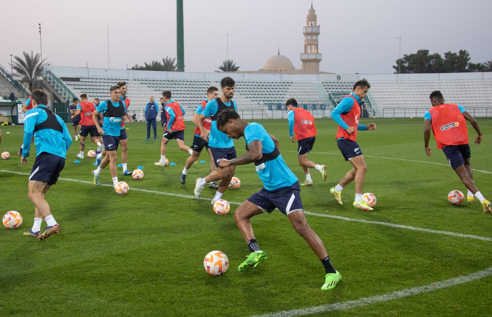 «Газпром» — тренировочные сборы в Дубае, 2 февраля: вечерняя тренировка