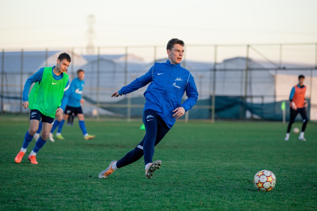 Вторые учебно-тренировочные сборы «Зенита»-м в Турции: 16 февраля, вечерняя тренировка