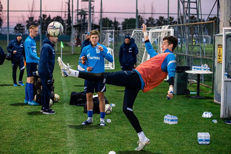 Вторые учебно-тренировочные сборы «Зенита»-м в Турции: 16 февраля, вечерняя тренировка