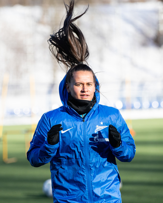 Тренировка женской команды «Зенит» в Удельном парке