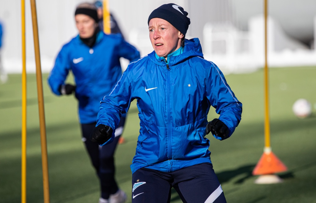 Тренировка женской команды «Зенит» в Удельном парке