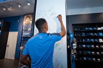 Презентация Роберта Ренана во флагманском магазине ФК «Зенит»