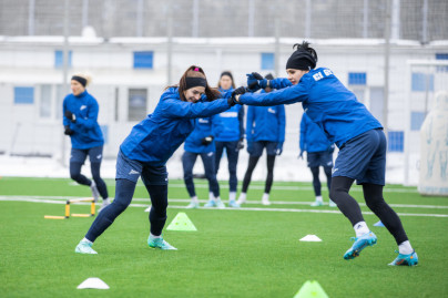 Тренировка женской команды перед выездным матчем против «Краснодара»