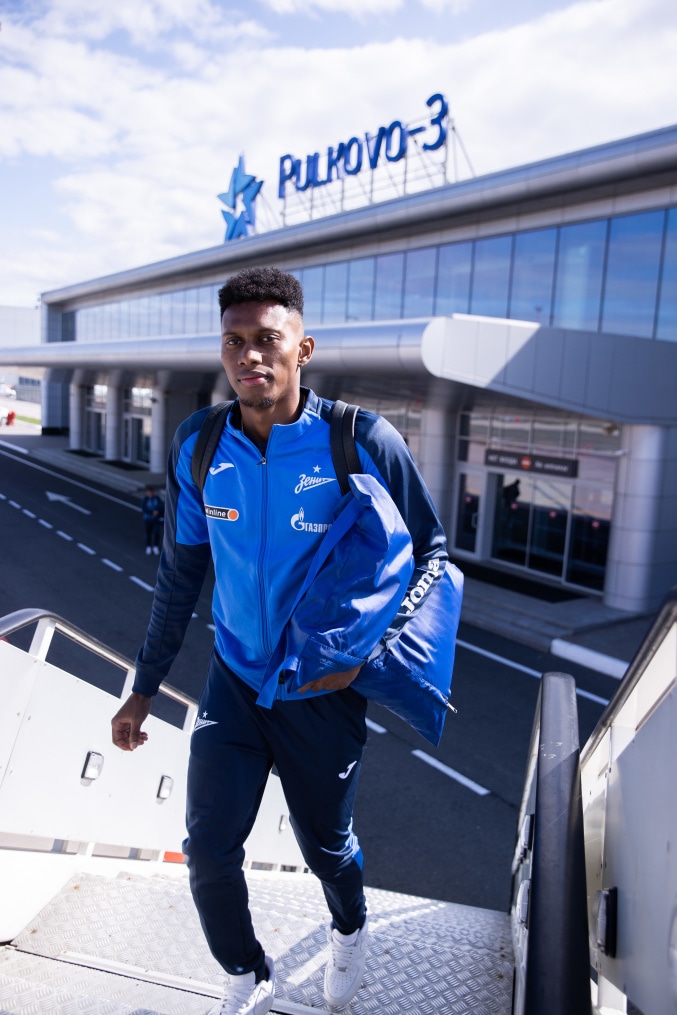 Вылет «Зенита» на матч с «Крыльями Советов»