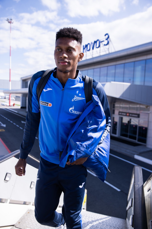 Вылет «Зенита» на матч с «Крыльями Советов»