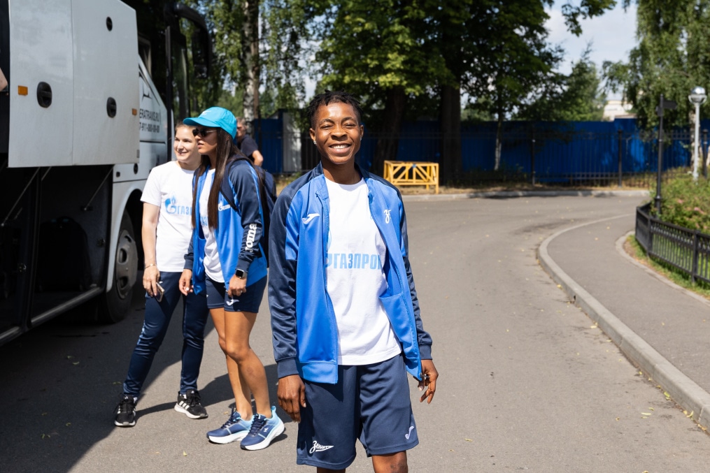 Выезд женской команды «Зенит» на матч с «Рубином»