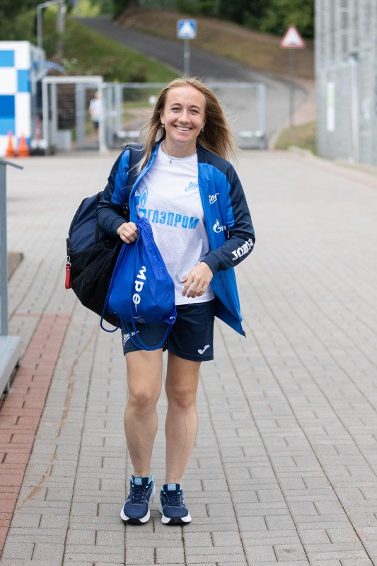 Выезд женской команды «Зенит» на матч с «Рубином»