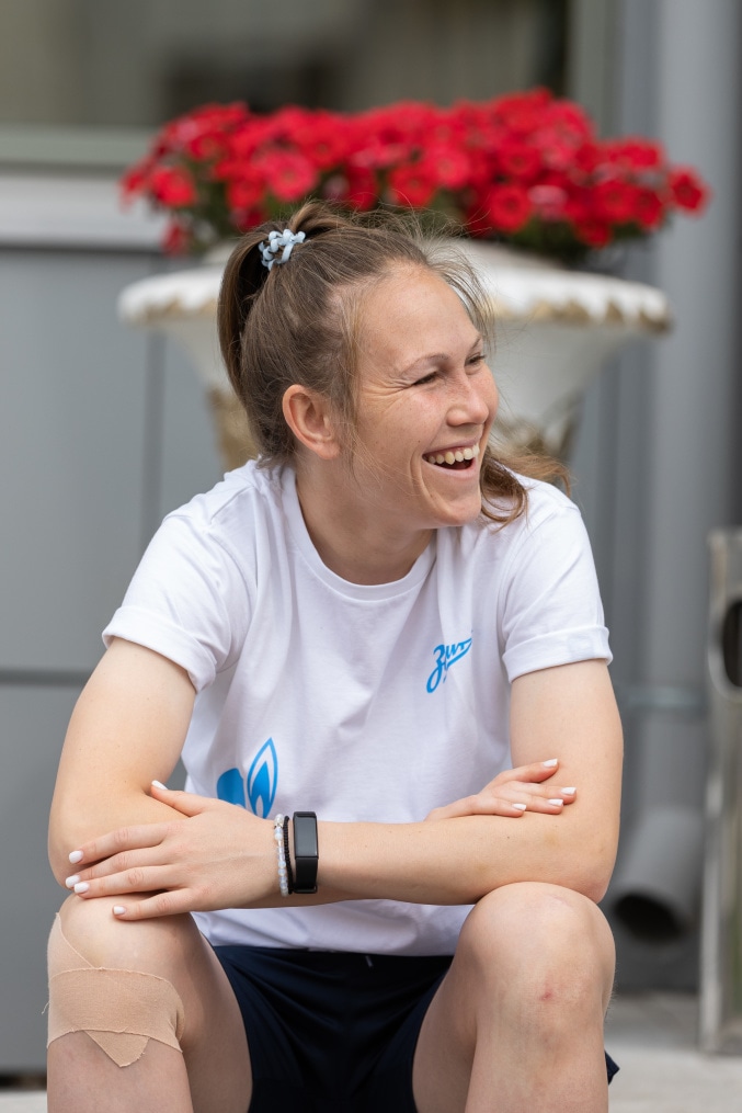 Прогулка женской команды перед матчем с «Рубином»