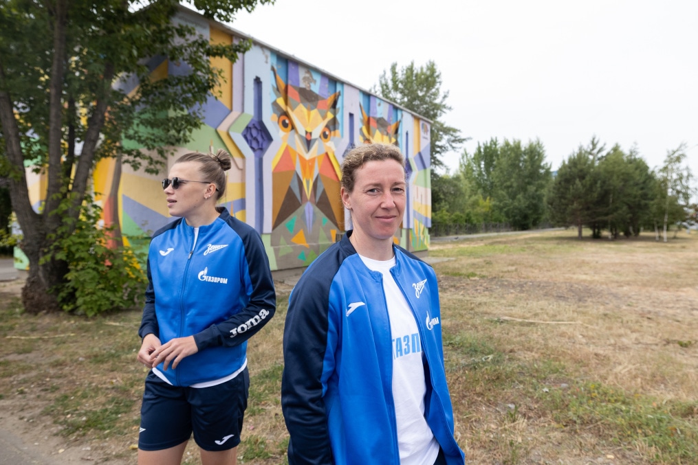 Прогулка женской команды перед матчем с «Рубином»