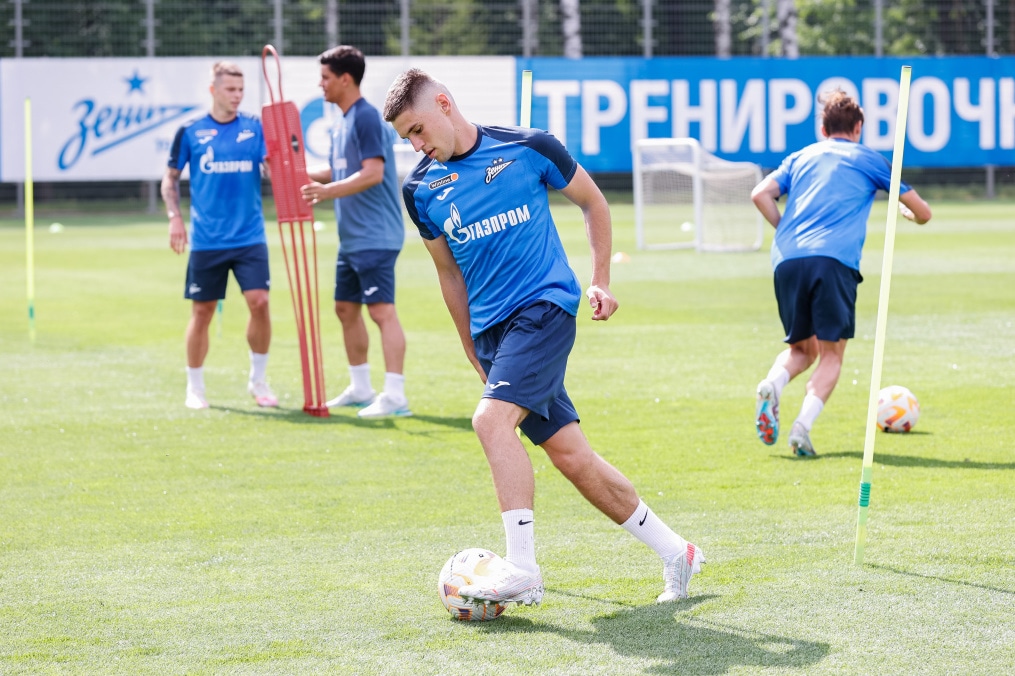 Летние «Газпром» — тренировочные сборы: 24 июня, утренняя тренировка