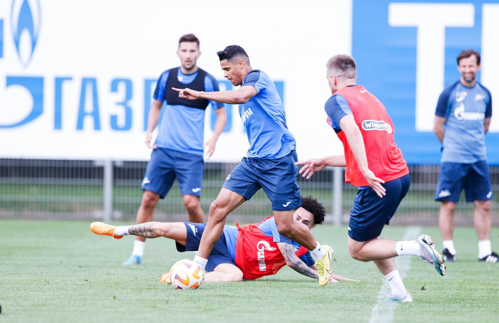 Летние «Газпром» — тренировочные сборы: 24 июня, утренняя тренировка