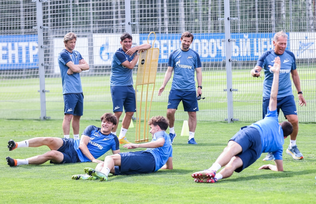 Летние «Газпром» — тренировочные сборы: 25 июня, утренняя тренировка