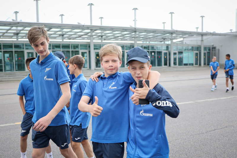 Воспитанники «Газпром»-Академии посетили «Газпром Арену»