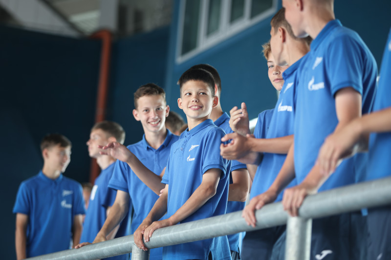 Воспитанники «Газпром»-Академии посетили «Газпром Арену»