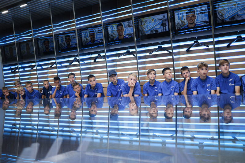 Воспитанники «Газпром»-Академии посетили «Газпром Арену»