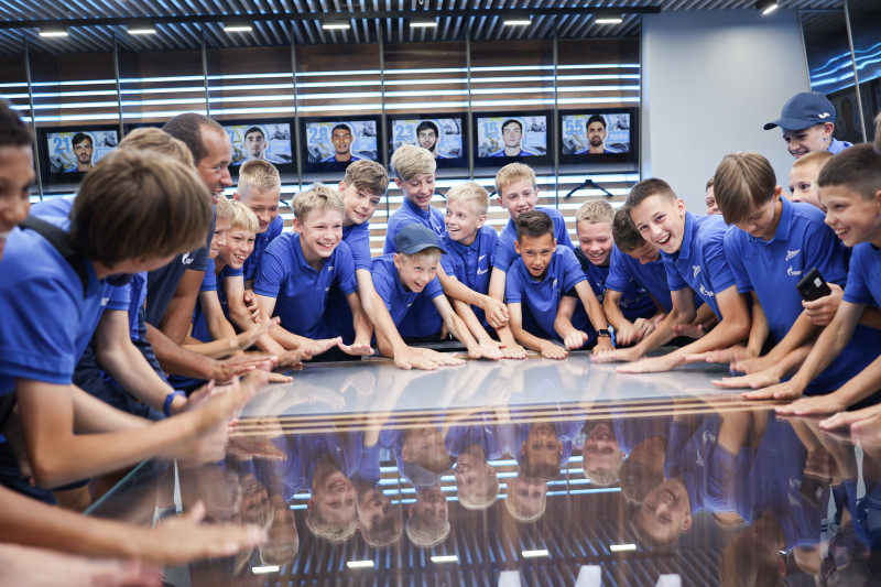 Воспитанники «Газпром»-Академии посетили «Газпром Арену»