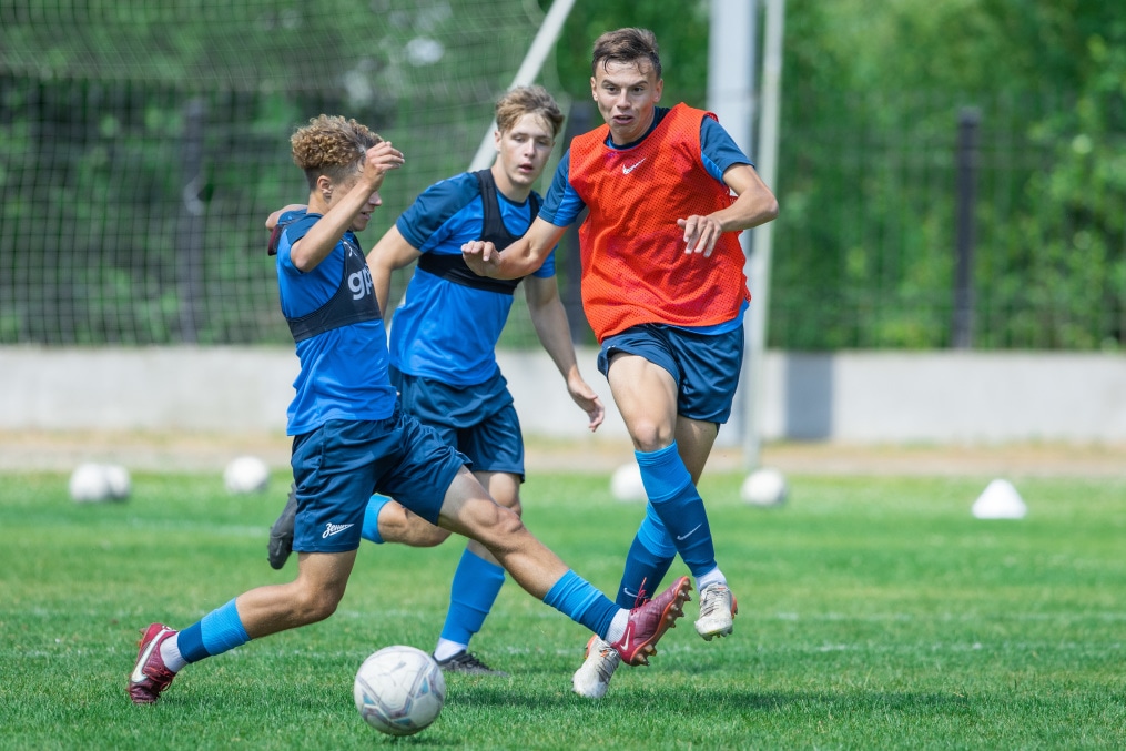 Летние учебно-тренировочные сборы «Зенита»-м в Беларуси: 27 июня, утренняя тренировка