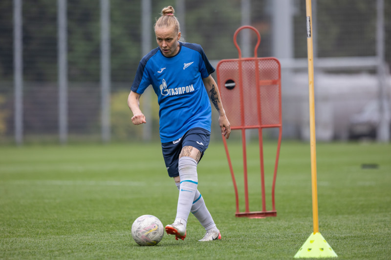 Тренировка женской команды «Зенит»