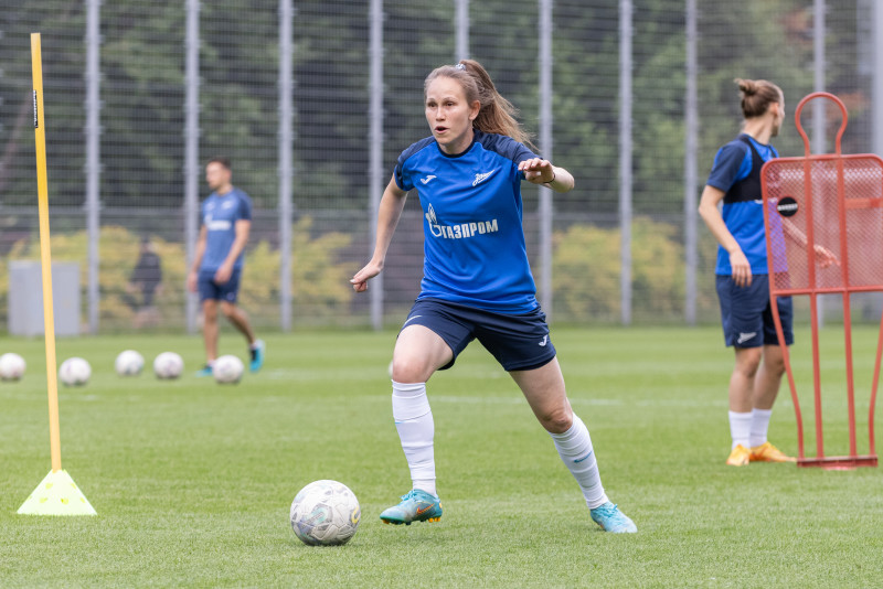 Тренировка женской команды «Зенит»