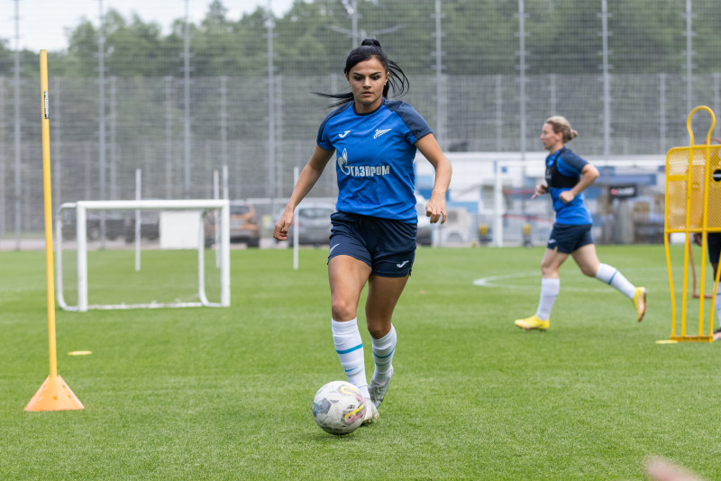 Тренировка женской команды «Зенит»