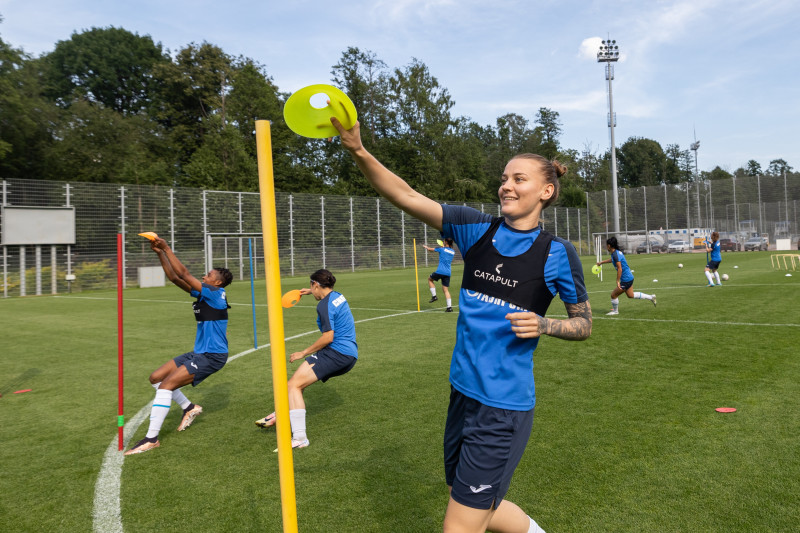 Тренировка женской команды «Зенит»