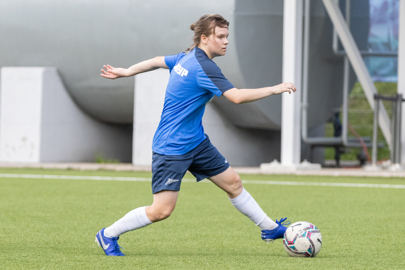 Тренировка женской молодежной команды «Зенит» перед матчем с  «Рязанью-ВДВ»-м