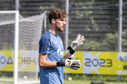 Тренировка женской молодежной команды «Зенит» перед матчем с  «Рязанью-ВДВ»-м