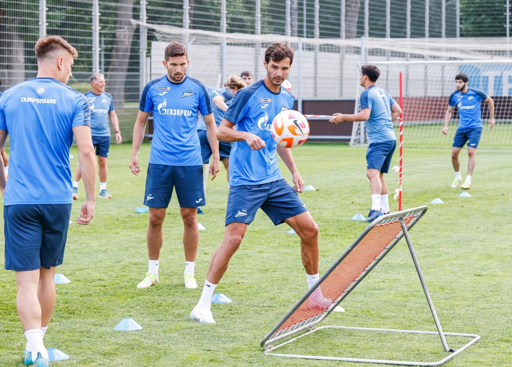 Летние «Газпром» — тренировочные сборы: 28 июня, утренняя тренировка