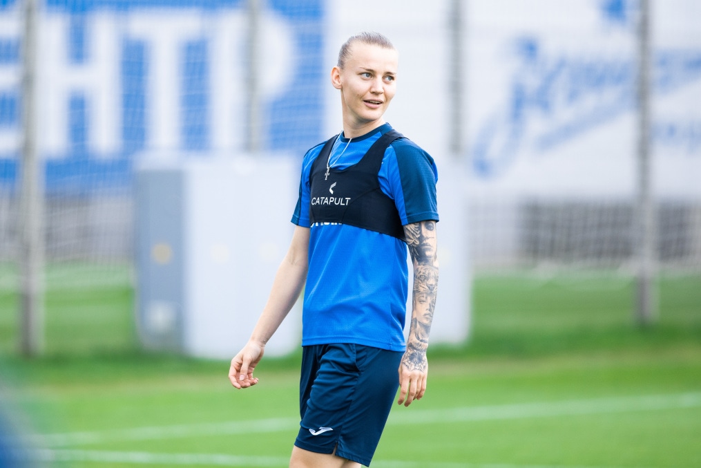 Тренировка женской команды «Зенит» в Удельном парке