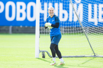 Тренировка женской команды «Зенит» в Удельном парке