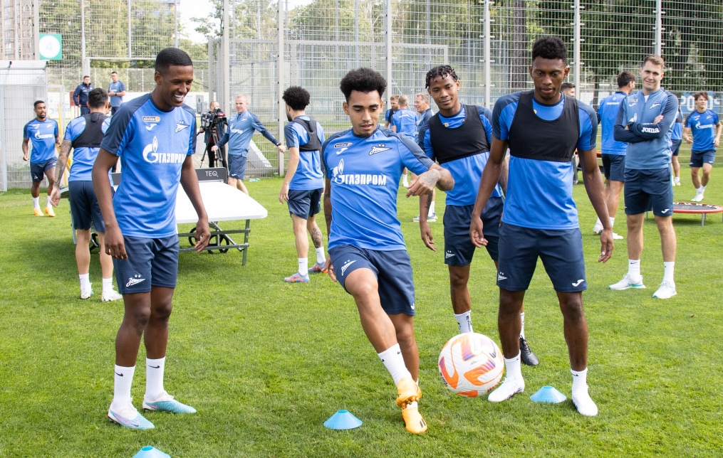 Тренировка «Зенита» перед матчем с «Пари НН»