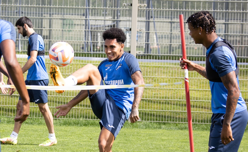 Тренировка «Зенита» перед матчем с «Пари НН»